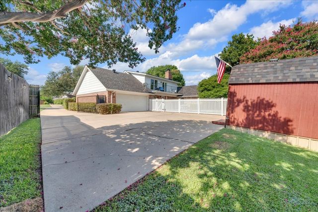 4412 Fiesta Circle E, Fort Worth, TX 76133