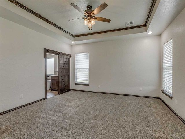 5605 NE Snowy Owl, Elgin, OK 73538