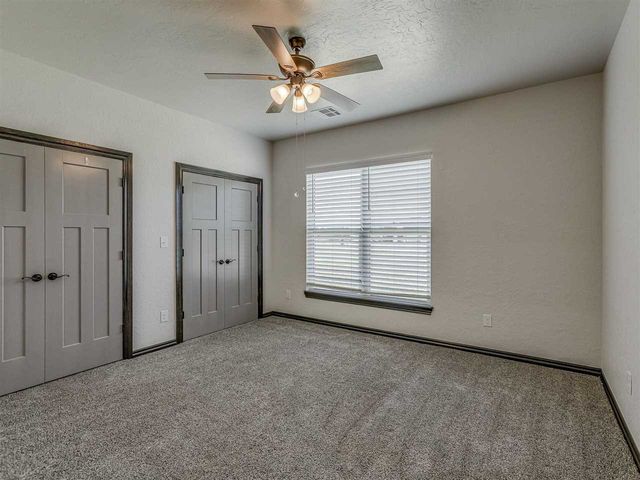 5605 NE Snowy Owl, Elgin, OK 73538