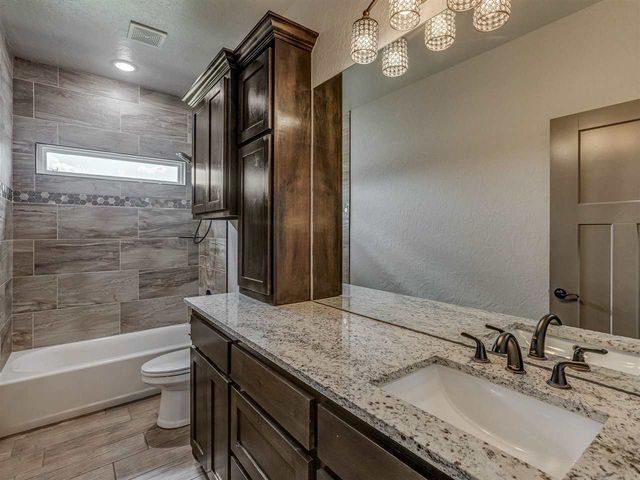 5605 NE Snowy Owl, Elgin, OK 73538