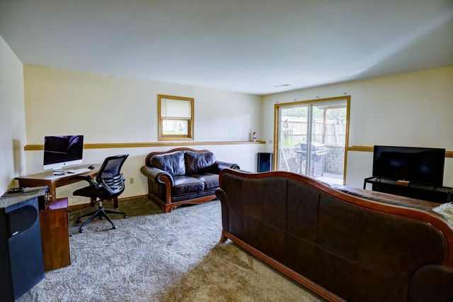 1124 Hubbell Street, Marshall, WI 53559