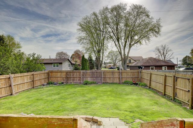 1124 Hubbell Street, Marshall, WI 53559