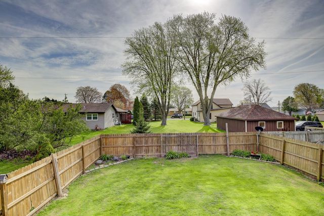 1124 Hubbell Street, Marshall, WI 53559