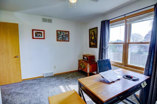 1124 Hubbell Street, Marshall, WI 53559