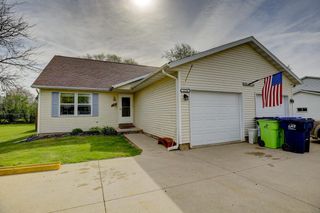 1124 Hubbell Street, Marshall, WI 53559