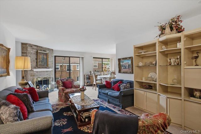 107 N Broadway 205B, White Plains, NY 10603