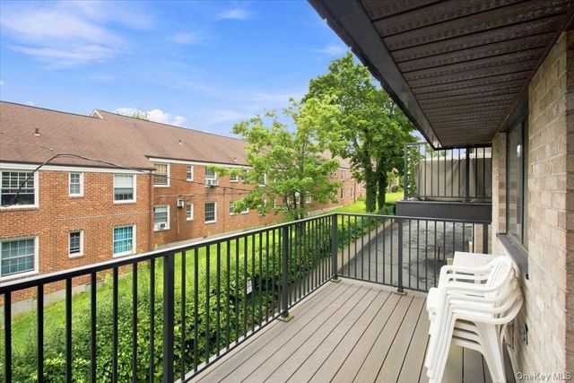 107 N Broadway 205B, White Plains, NY 10603