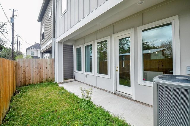 6708 Parker Grove Lane, Houston, TX 77076