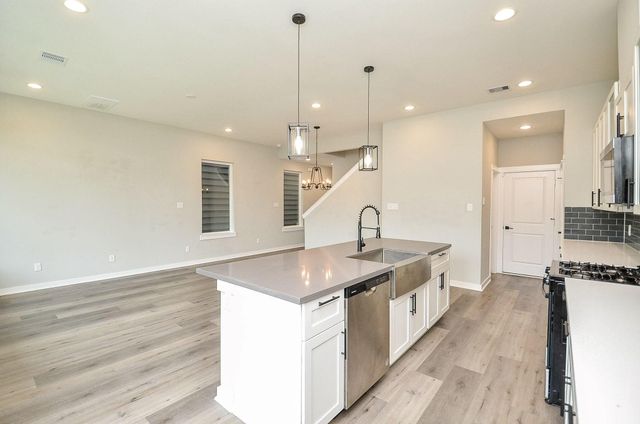 6708 Parker Grove Lane, Houston, TX 77076