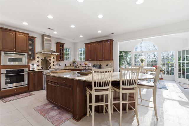 220 Woodwinds Drive, Mount Holly, NC 28120