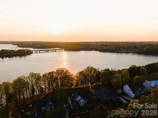 220 Woodwinds Drive, Mount Holly, NC 28120