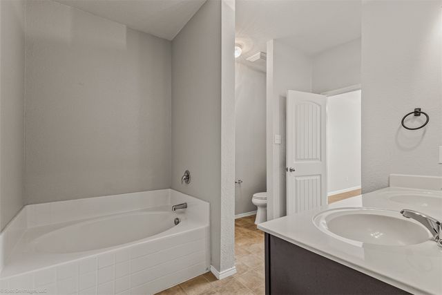 4110 Legend Trail, Heartland, TX 75126