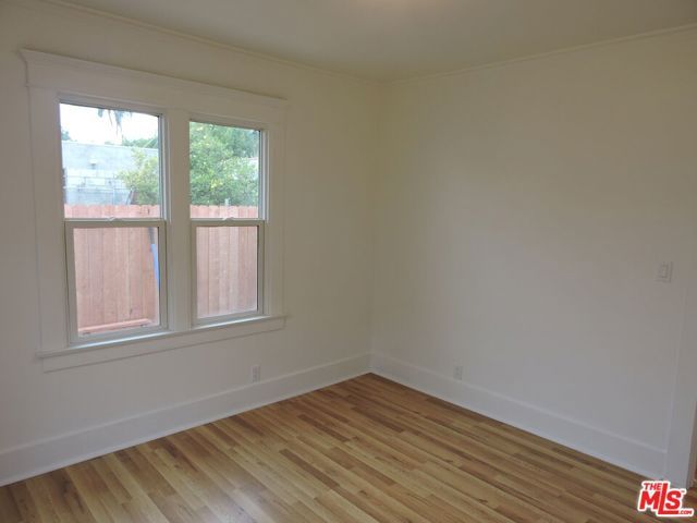 559 N Windsor Boulevard, Los Angeles, CA 90004