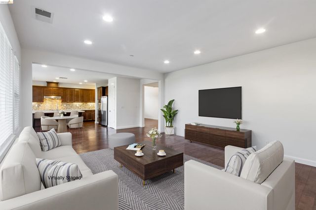 607 Bristol Ct, Brentwood, CA 94513