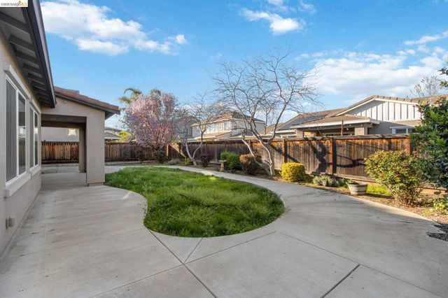 607 Bristol Ct, Brentwood, CA 94513