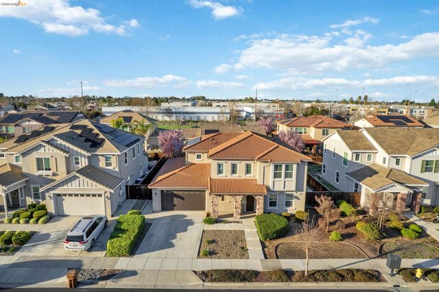 607 Bristol Ct, Brentwood, CA 94513