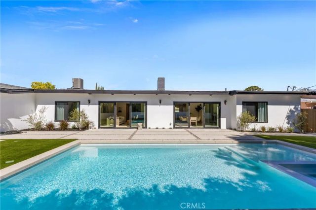 6009 Neddy Avenue, Woodland Hills, CA 91367