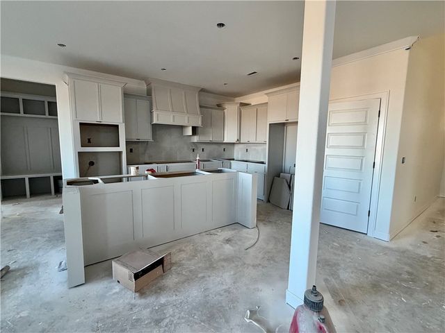 662 Primitivo Avenue, Tontitown, AR 72764