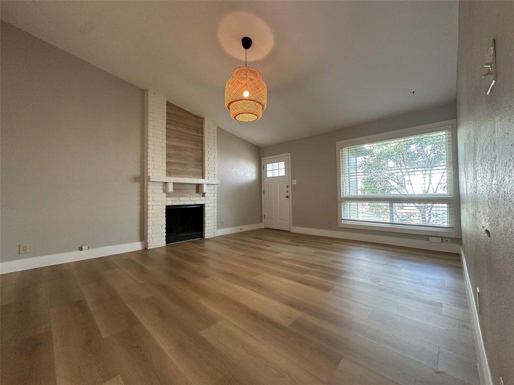 6713 West Gate BLVD A, Austin, TX 78745