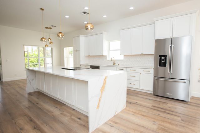 10881 La Salinas Circle, Boca Raton, FL 33428