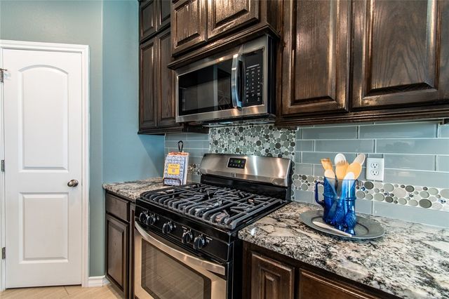 7225 Lake Serenity Dr, Corpus Christi, TX 78414