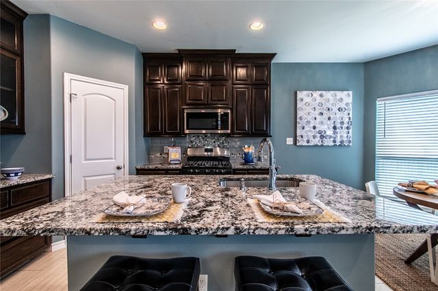 7225 Lake Serenity Dr, Corpus Christi, TX 78414