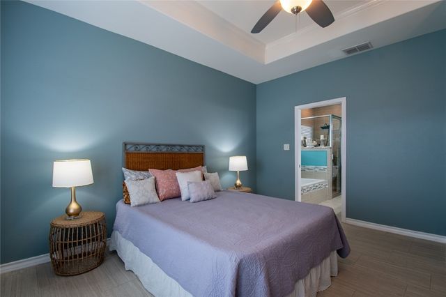 7225 Lake Serenity Dr, Corpus Christi, TX 78414