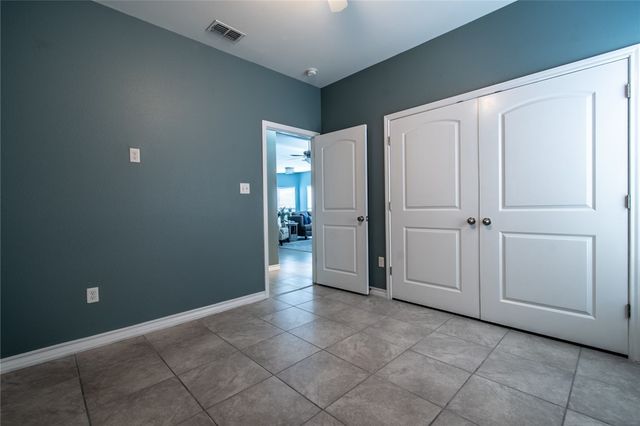 7225 Lake Serenity Dr, Corpus Christi, TX 78414