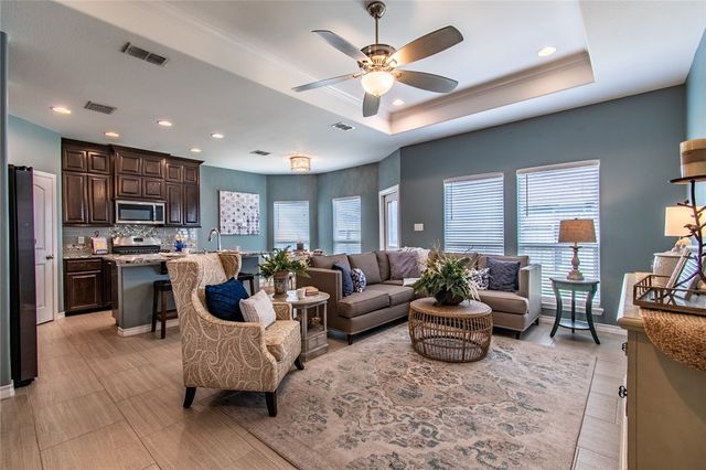 7225 Lake Serenity Dr, Corpus Christi, TX 78414