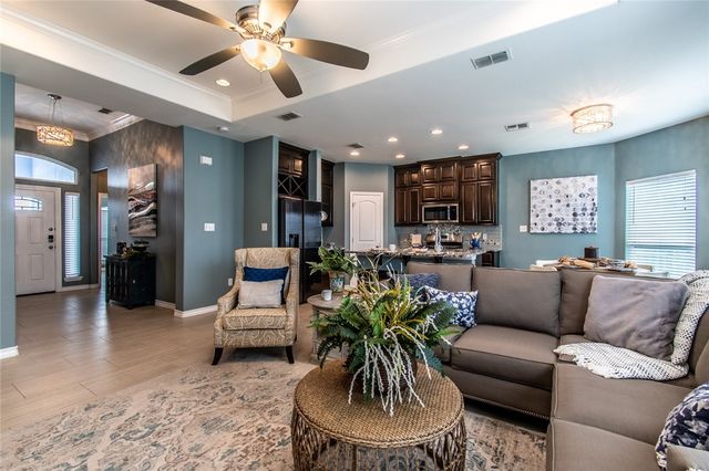 7225 Lake Serenity Dr, Corpus Christi, TX 78414