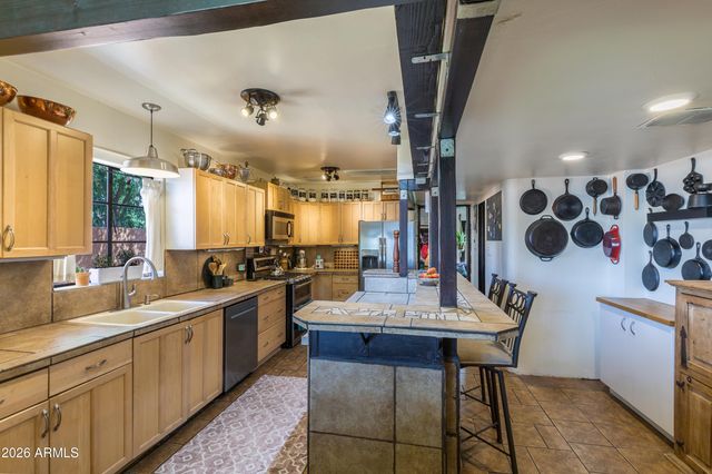 1601 W MULBERRY Drive, Phoenix, AZ 85015