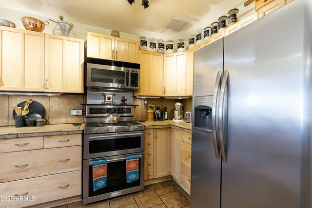 1601 W MULBERRY Drive, Phoenix, AZ 85015