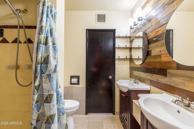 1601 W MULBERRY Drive, Phoenix, AZ 85015