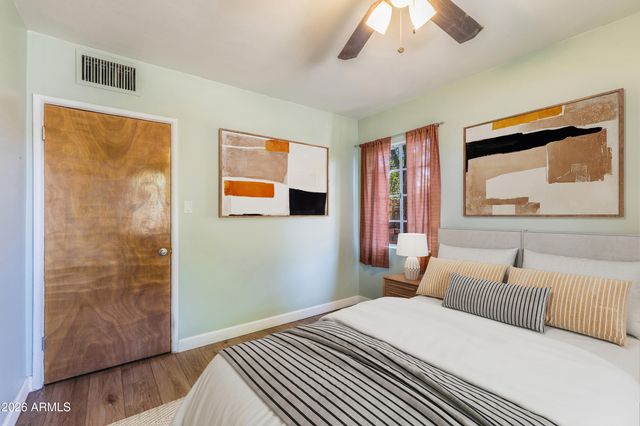 1601 W MULBERRY Drive, Phoenix, AZ 85015