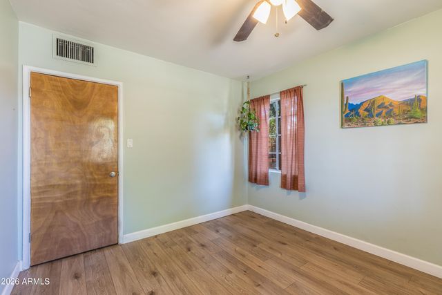 1601 W MULBERRY Drive, Phoenix, AZ 85015