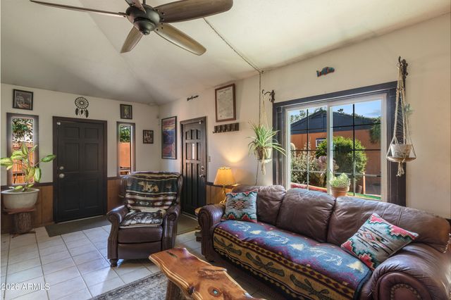 1601 W MULBERRY Drive, Phoenix, AZ 85015