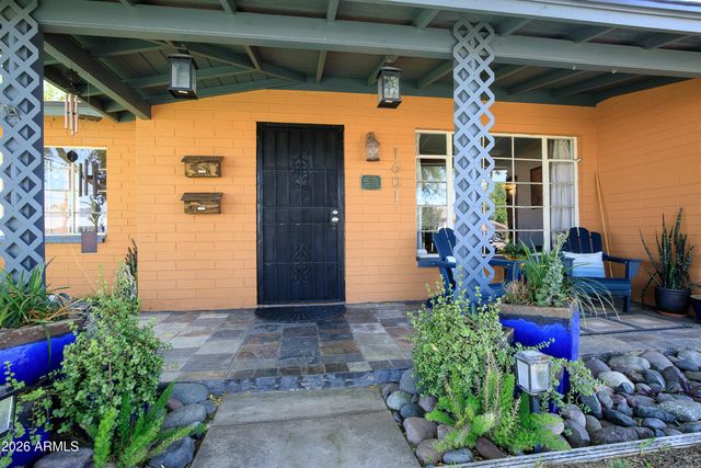 1601 W MULBERRY Drive, Phoenix, AZ 85015