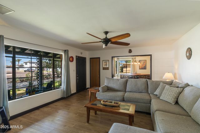 1601 W MULBERRY Drive, Phoenix, AZ 85015