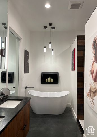 195 E 3575 N, North Ogden, UT 84414