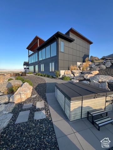 195 E 3575 N, North Ogden, UT 84414