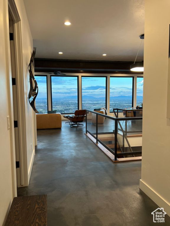 Image 3 of property listing at 195 E 3575 N, North Ogden, UT 84414