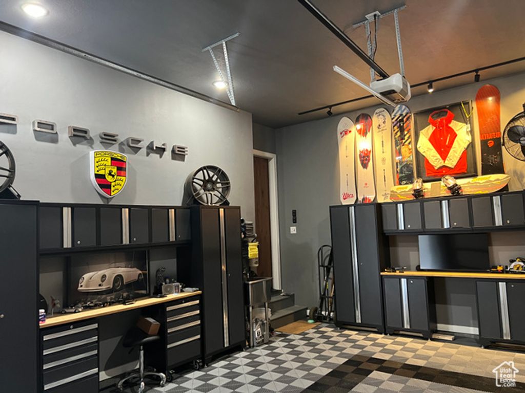 Image 23 of property listing at 195 E 3575 N, North Ogden, UT 84414