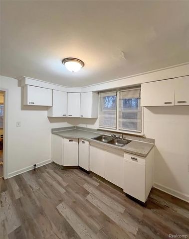 3135 Harrison Street, Inkster, MI 48141