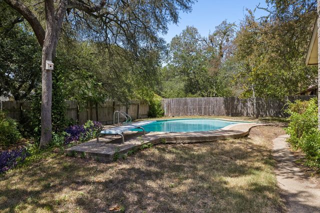 2509 Toulouse DR, Austin, TX 78748