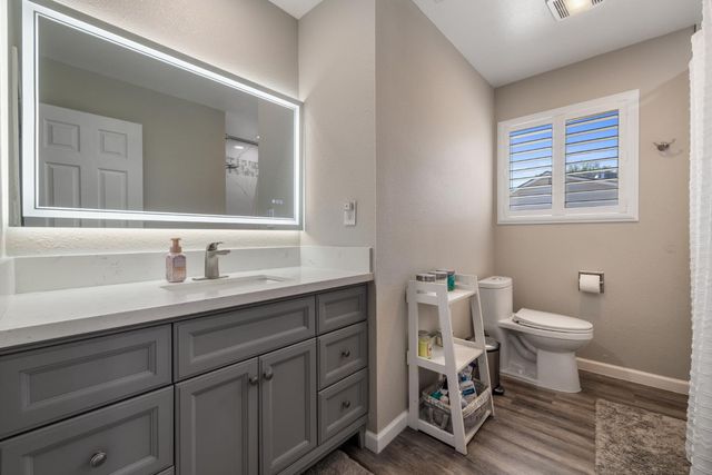 4808 Corona Way, Denair, CA 95316