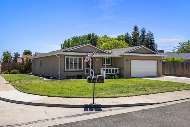 4808 Corona Way, Denair, CA 95316