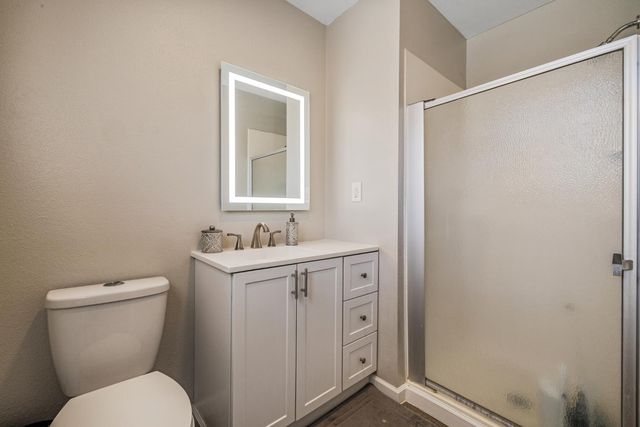 4808 Corona Way, Denair, CA 95316
