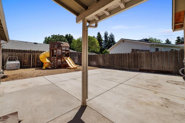 4808 Corona Way, Denair, CA 95316