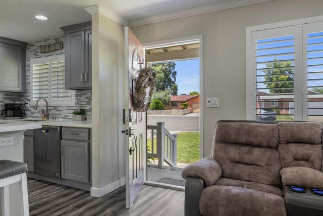 4808 Corona Way, Denair, CA 95316