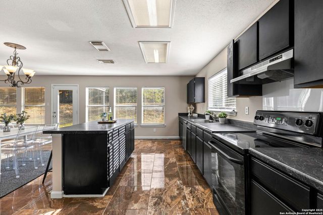 13567 Hickory Legend, San Antonio, TX 78247